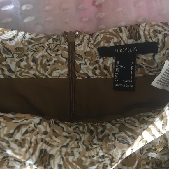 Harem style
Shorts under sheer pants - Picture 3 of 8